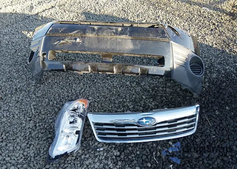 2010 Subaru Forester 2.5X z USA, uszkodzony, nr VIN JF2SH6BC8AH802702